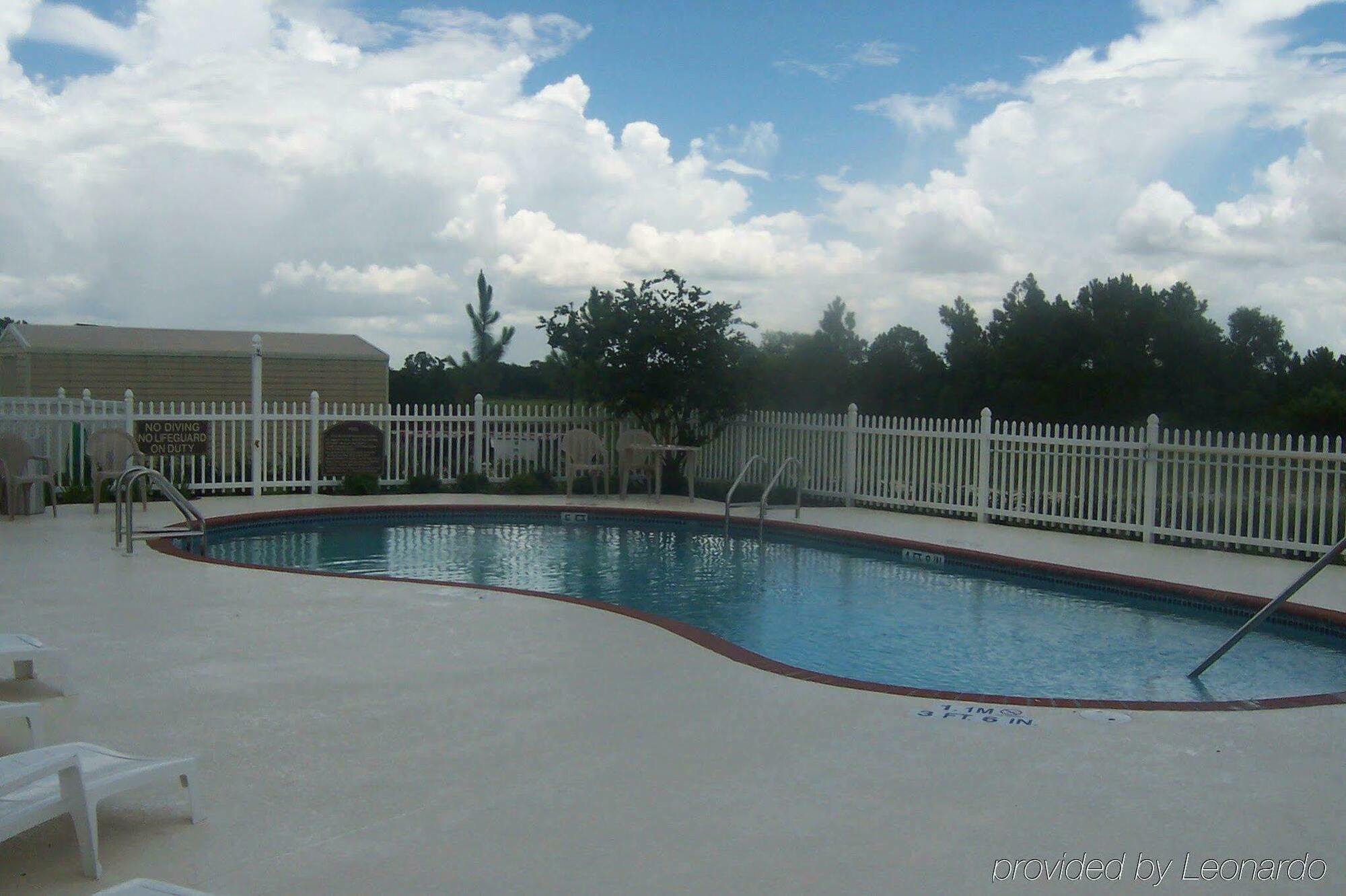 Holiday Inn Express & Suites Sebring By Ihg Facilidades foto